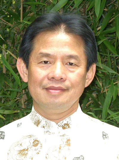 Wahjun Wangsadinata anzeigen Portrait