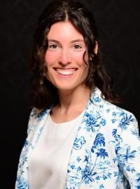 Ebru Bilgric anzeigen Portrait
