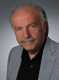Prof. Dr. Gerald Weidner anzeigen Portrait