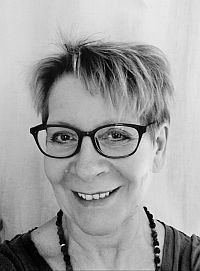 Ute Scheiber anzeigen Portrait
