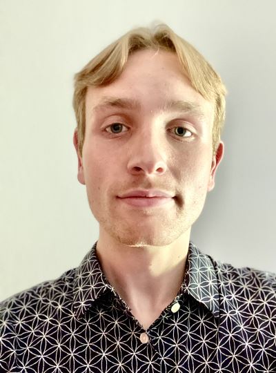 Jona Andreas Golla anzeigen Portrait